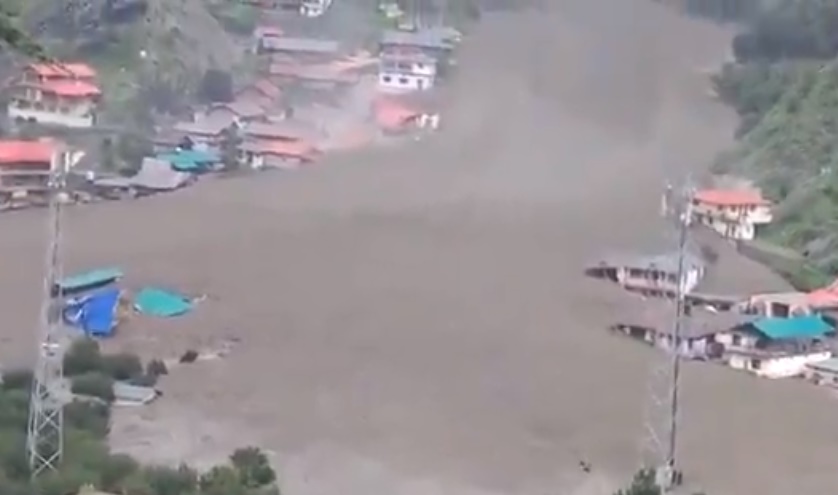 Banjir Bandang Terjang Desa di Himalaya, 100 Warga Hilang